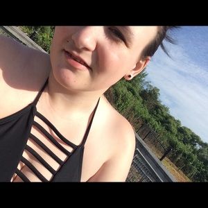 Meet your Posher, Savannah